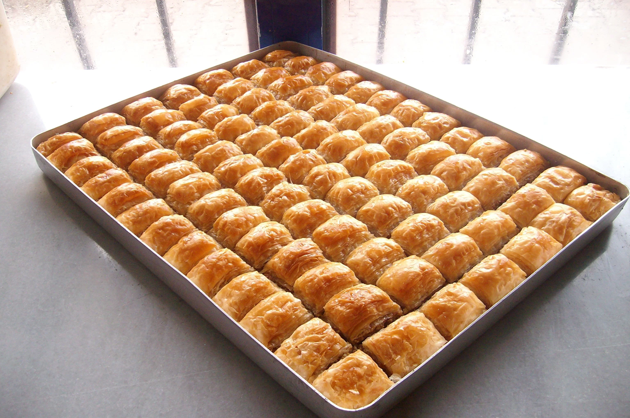 FINDIKLI BAKLAVA