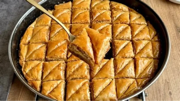 EV BAKLAVASI