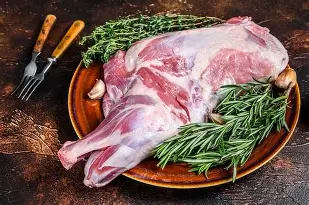 LAMB SHOULDER